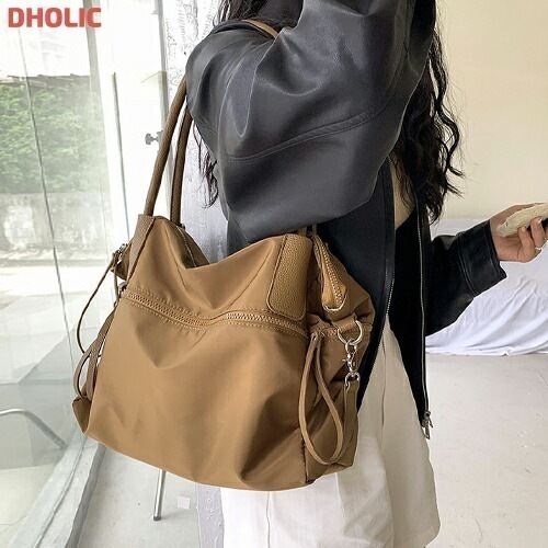 [メガ割りSALE]2WAYジップアップポケットショルダーバッグ