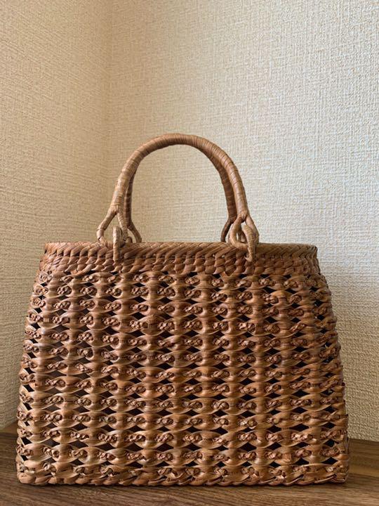 山葡萄 山葡萄かごバッグ 手作り 籠バッグ 三つ編み 内布あり 和服バッグ ゆかたバッグ レディースバッグ (約)幅32本体高さ24マチ13cm