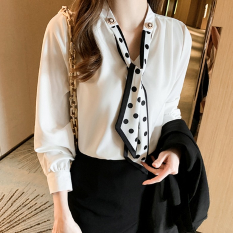 トップス デート シャツ ブラウス カットソー 袖あり 長袖 かわいい 大人可愛い きれいめ シンプル カジュアル 大人 上品 おしゃれ お洒落 かっこいい レトロ 大人女子 こなれ感 キュートシャツ・ブラウス