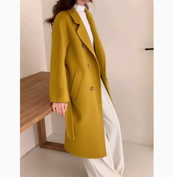 アウター コート ロングコート 上着 長袖 襟付き 前開き ダブルボタン ポケット かわいい 大人可愛い きれいめ シンプル 上品 おしゃれ かっこいい レトロ ラフ ルーズ こなれ感 個性的 主役級