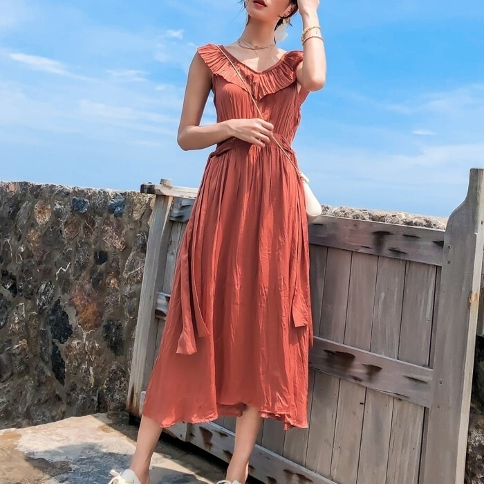 ワンピース ノースリーブ 夏 カジュアル ロング aライン Vネック フリルカラー フレア バックコンシャス 背中魅せ リボン ウエストリボン S M L ゆったり かわいい 大人可愛い きれいめ シ