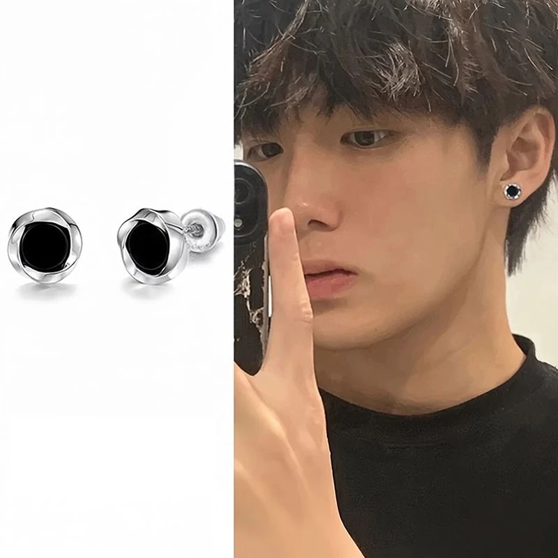 『目玉新商品』100pscモビウスリングピアス小衆冷淡風デザイン黒イヤリング男女高級気質トレンドシンプル耳飾り