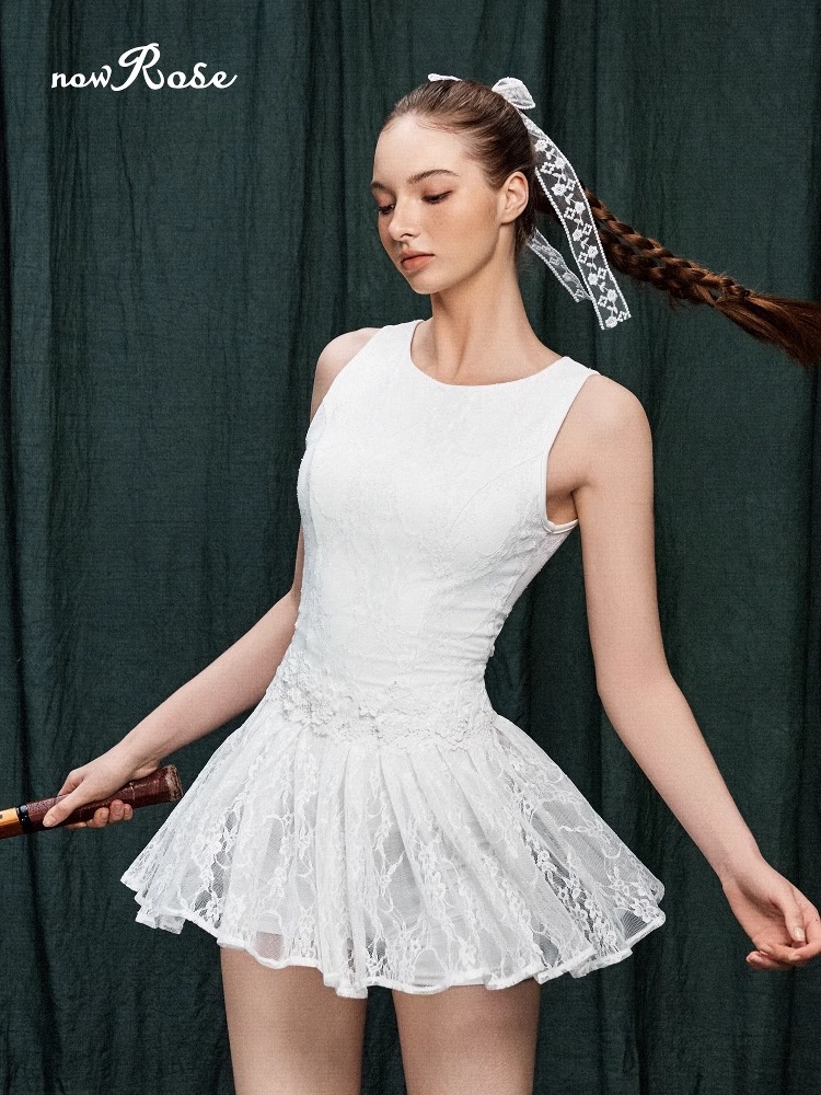 速乾 ゴルフウェア スポーツウェア テニスウェア レース ワンピース レディース 吸汗 通気 軽量 インナーパンツ付き ゴルフウェア バドミントン トレーニング