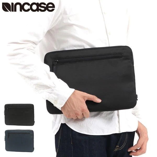 Compact Sleeve in Flight Nylon for MacBook Pro 13