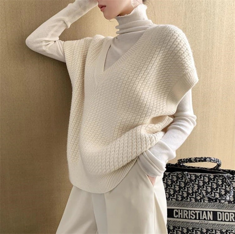 大人気！ キレイめもカジュアルもOK早い者勝ち ユニバーサル ゆったりする 気質 快適である ベスト タンクトップ 秋 冬 韓国 レトロ 怠惰な風 Vネック ニット トップス シンプル コート 大人