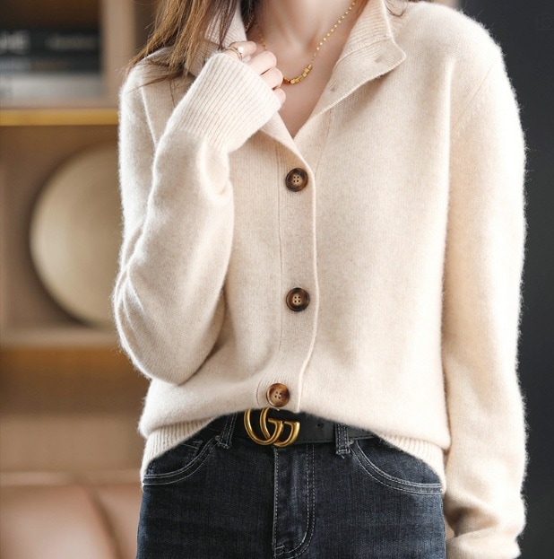 トップス アウター デート セーター カーディガン 長袖 ストレート 厚手 可愛い きれいめ シンプル カジュアル 上品 おしゃれ かっこいい 女子 こなれ感 モダン 無地 10代 20代