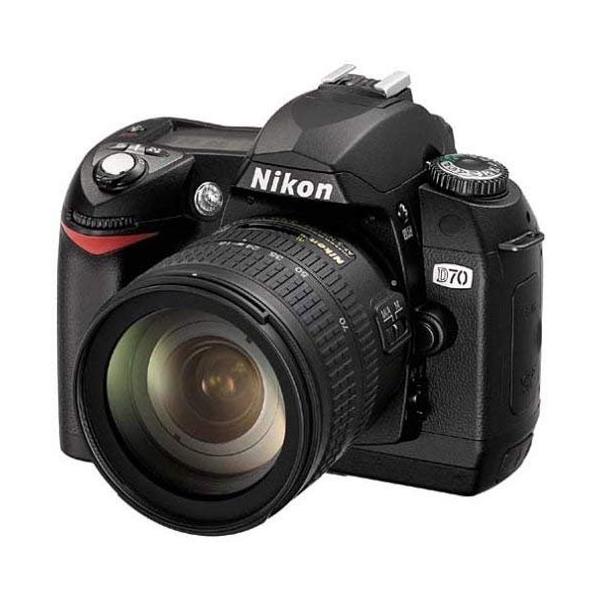 【中古】ニコン Nikon D70 レンズキット SDカード付きデジタル一眼レフカメラ