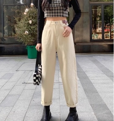 レディース パンツ ボトムス ストレートパンツ 膝下 8分丈 9分丈 クロップド丈 スリム 細身 ストレート カジュアル おしゃれ かっこいい レトロ こなれ感 ラフ メンズライク マニッシュ ボーイ 5,382円