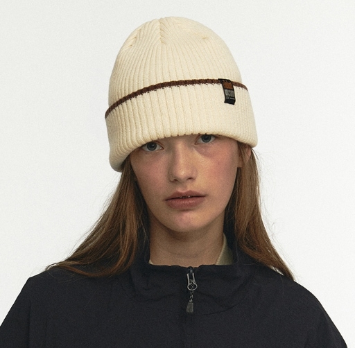 テケット Postcard Beanie Cream