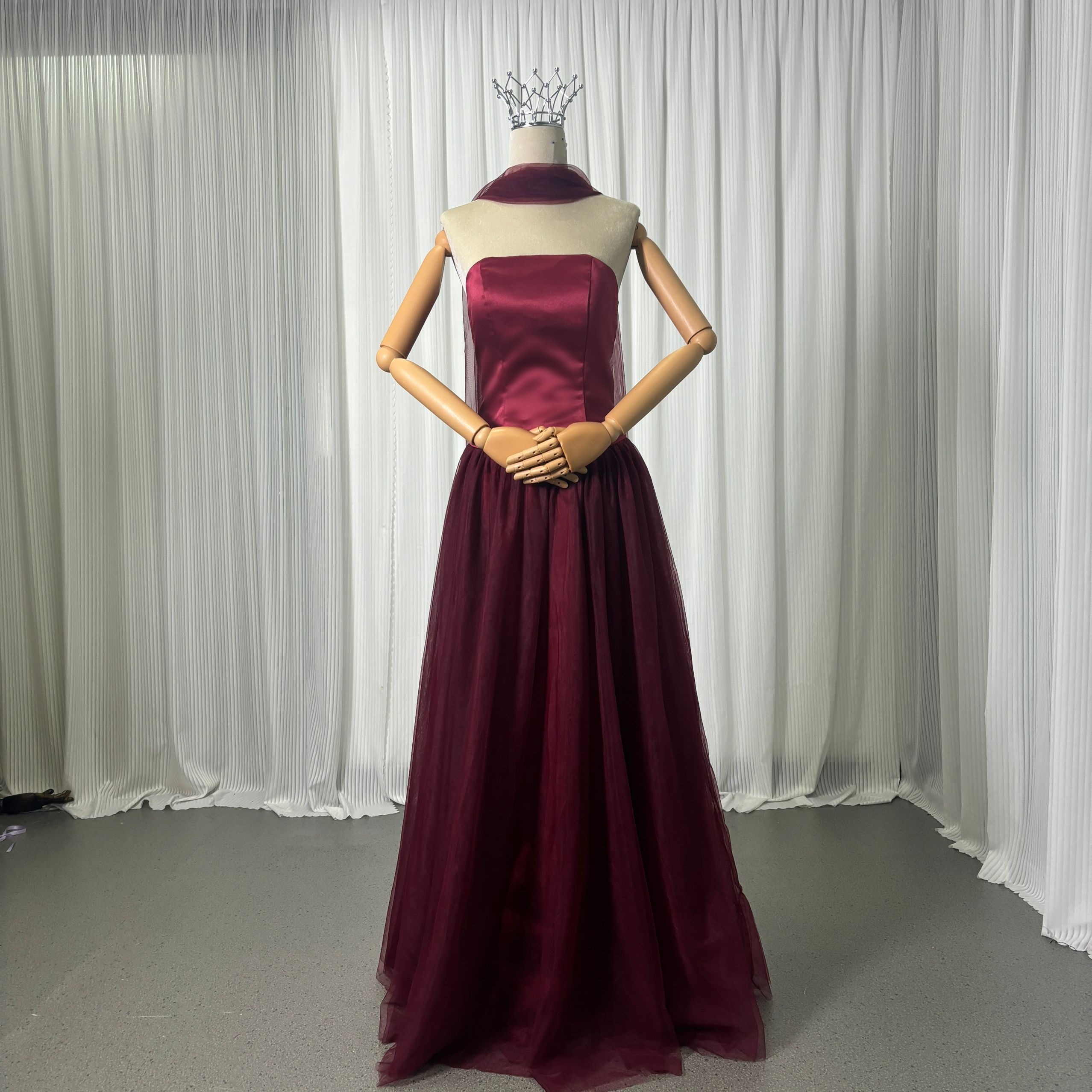 カラードレス ボルドー色 くるみボタン ツーピース ソフトチュール 床付く ふわふわ 前撮り 二次会