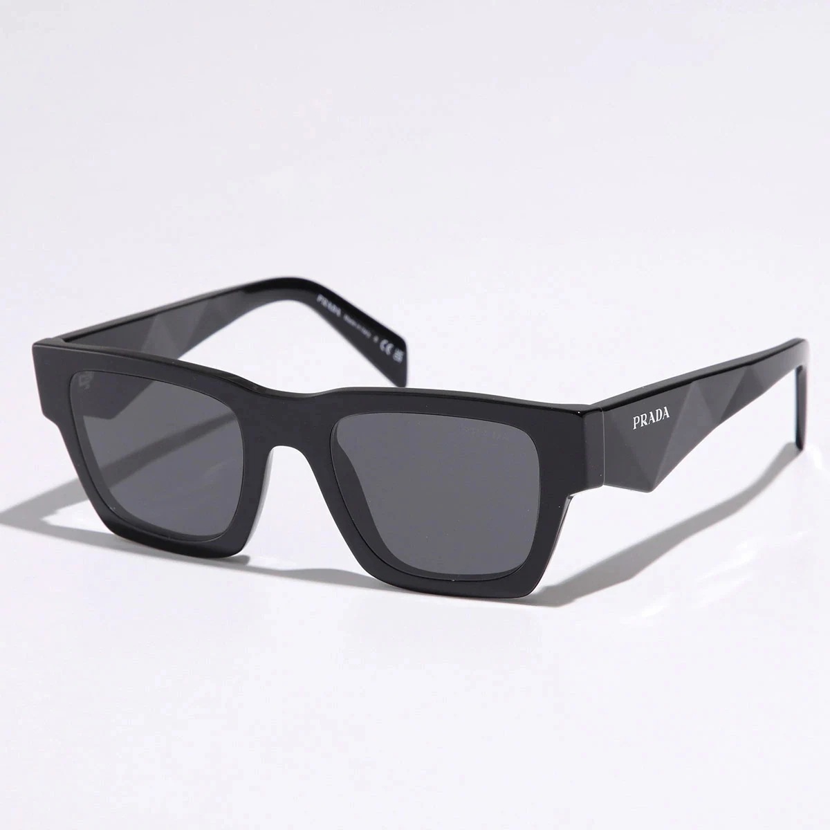 PRADA プラダ シンボルサングラス SPR A06 メンズ レディース ウェリントン型 セルフレーム フルリム ロゴ アイウェア 16K-08Z 38,197円
