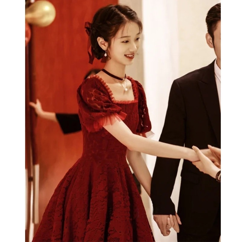 敬酒服花嫁レース新夏結婚回門方襟ワインレッド泡袖婚約ドレス