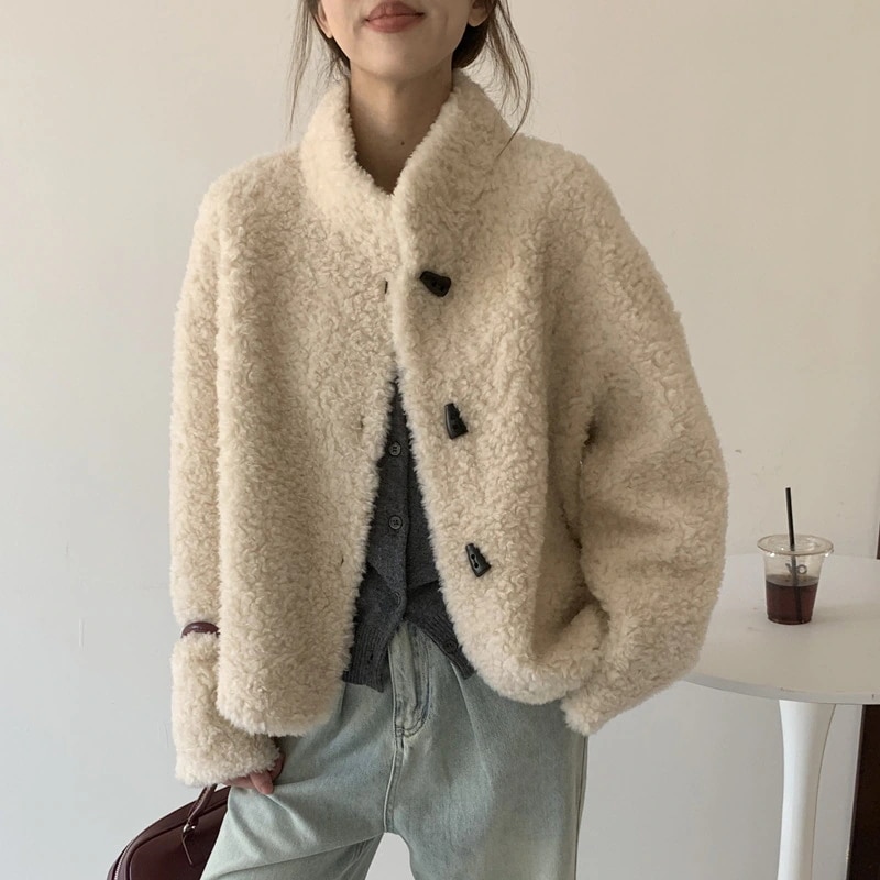 100%子羊毛 韓国風 2025年冬新作 ラムシープスキン 毛皮一体 ファーコート 女性用 スタンドカラー ショート丈