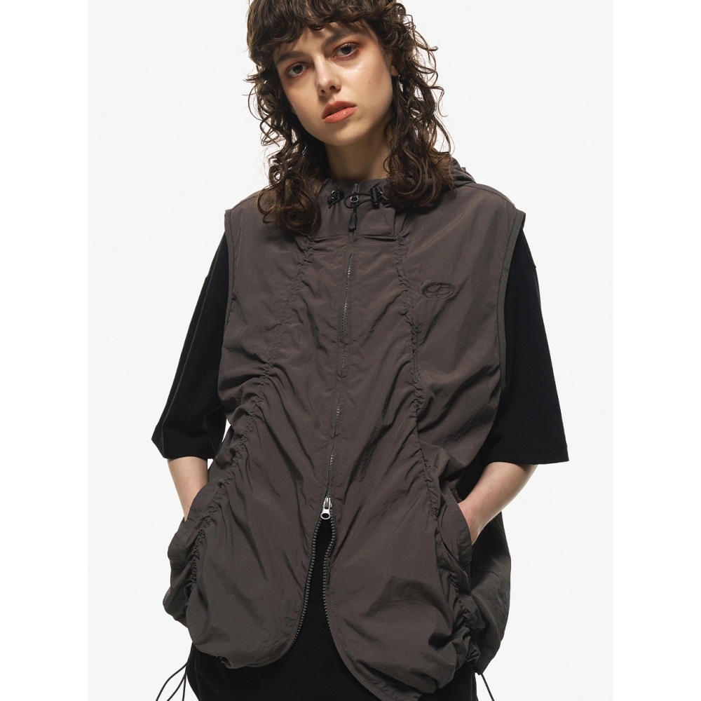 CPGN シャーリングフード付きベストチャコール