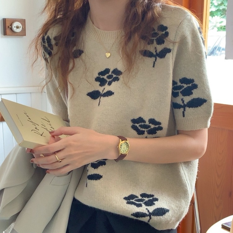 レディース トップス ニット セーター プルオーバー 半袖 ラウンドネック 襟なし ふわふわ ふっくら 伸縮性 かわいい 大人可愛い きれいめ シンプル カジュアル 上品 おしゃれ レトロ こなれ感