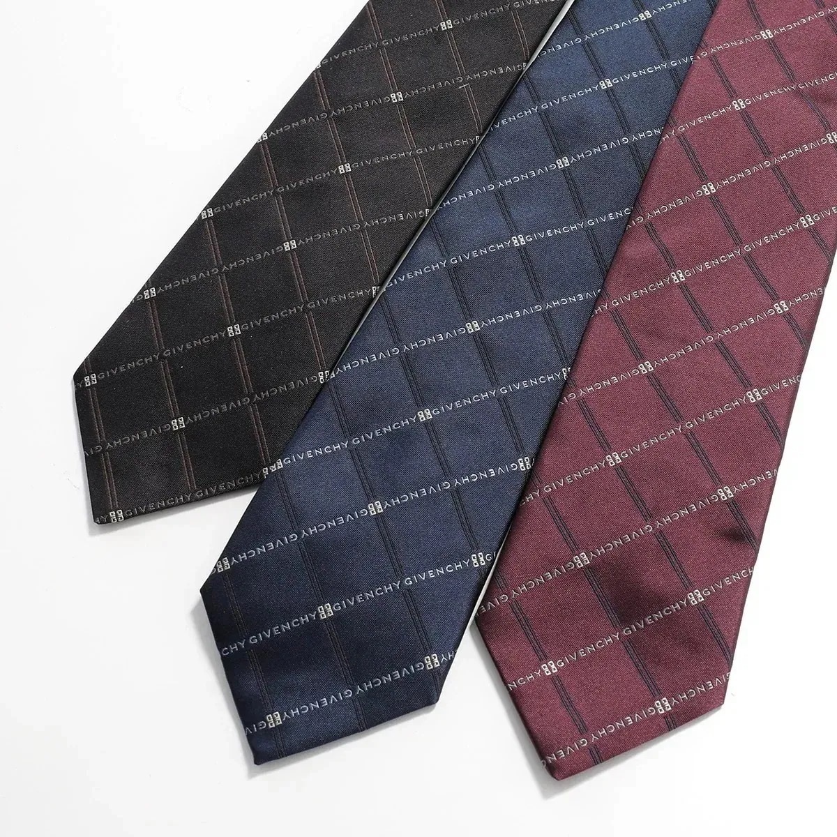 GIVENCHY ジバンシィ ネクタイ J5912 メンズ レギュラータイ 4Gエンブレム スモールロゴ シルクタイ 刺繍ロゴ カラー3色