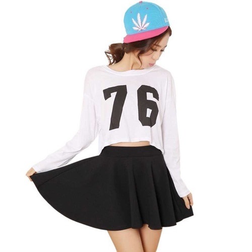 3284．フレアきれいめボトムス(ブラック)　2019春夏　フリル　ひざ丈　美ライン　おしゃれ　スカート　お出かけ　お呼ばれ　女子会　普段使い