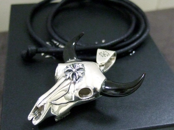 キャプション CAPTION バッファローモチーフ コットン ネックレス シルバー P0014 LADY