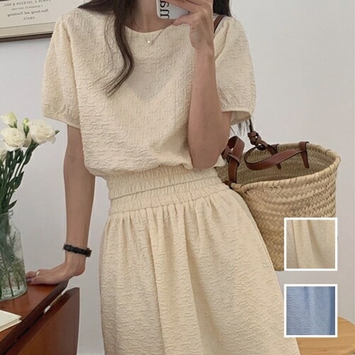 カジュアルセットアップスカートセットアップ 韓国 ファッション レディース 春 夏 カジュアル コーデ シンプル 定番 セレカジ 20代 30代 40代 2025 シワ加工 プルオーバーブラウス