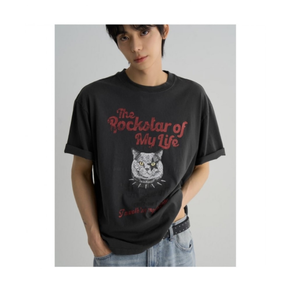 8SECONDS ガーメントダイドメタルキャットグラフィックショートスリーブ Tシャツ-アッシュ