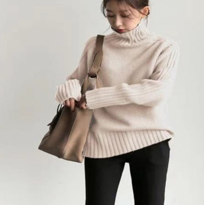 トップス カットソー ニットソー セーター タートルネック 袖あり 長袖 ゆる ブラック アプリコット シンプル カジュアル 大人 上品 おしゃれ 主役級 存在感 冬 10代 20代 30代 個性的