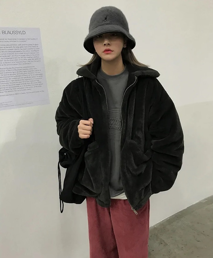 [最終在庫] 即出荷 SNUG FUR JP (dark gray!)