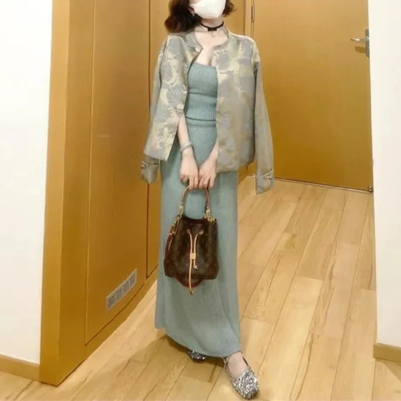 新しい中国風の花柄プリントのレディース春秋ショートジャケットとスリムフィットのサスペンダードレスのツーピースセット 6,198円