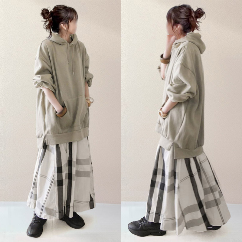 【2023新品】 無地パーカー＋チェック柄Aラインスカートセット 5,440円