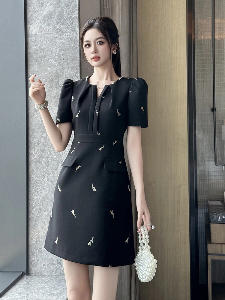 夏新作Aラインショートワンピース 刺繍設計 高級感ドレス気質 パーティー 大人同窓会 披露宴 卒業式 結婚式 演奏会 ウェディング フォーマルキャバ