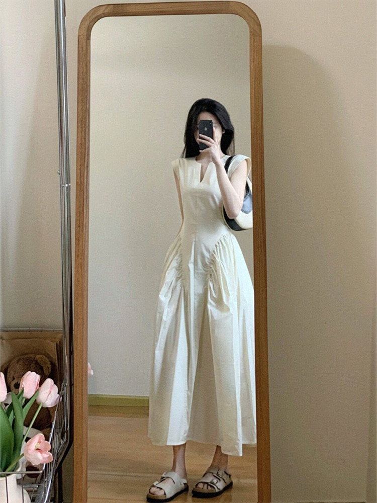 2025 春夏 ワンピース ミモレ丈 ロング おしゃれ かわいい タックドレス Vネック Aライン 韓国ファッション レディース 白 シンプル お出かけ キュート 甘めフレンチ