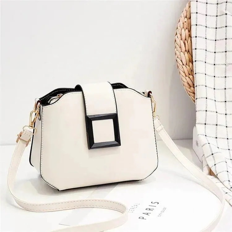 大人気 PU革　ショルダーバッグ レディース　斜めがけ ハンドバッグ バッグ レディース ショルダーバッグ ミニバッグ ななめ掛け 肩がけ　バッグ