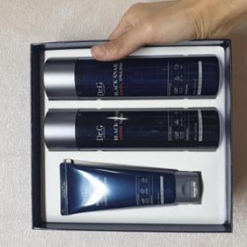 ブラックスネイルオムプレステージ3種セット（トナー150ml+エマルジョン150ml+クレンジングフォーム70ml）