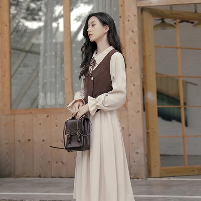 ワンピース デート ベスト ロング 袖あり 長袖 かわいい 大人可愛い きれいめ シンプル カジュアル 大人 上品 おしゃれ お洒落 主役級 存在感 春 秋 冬 10代 20代 30代 レディース