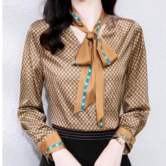 レディース トップス シャツ ブラウス 長袖 Vネック りぼんタイ ネクタイ ネクタイ付き フェミニン 上品 おしゃれ かっこいい レトロ こなれ感 エレガント モダン 主役級 存在感 フォーマル