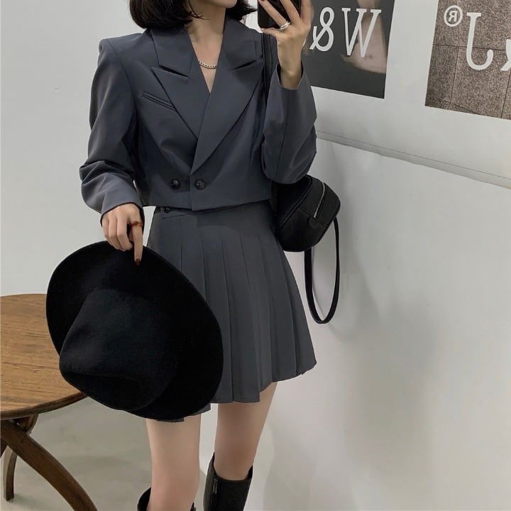 セットアップ ジャケット 上着 2点セット スーツ テニススカート レイヤード プリーツ パワーショルダー クロップ丈 ジャケット ショート レトロ 膝上 袖あり 長袖 上下セット 2点セット lsu