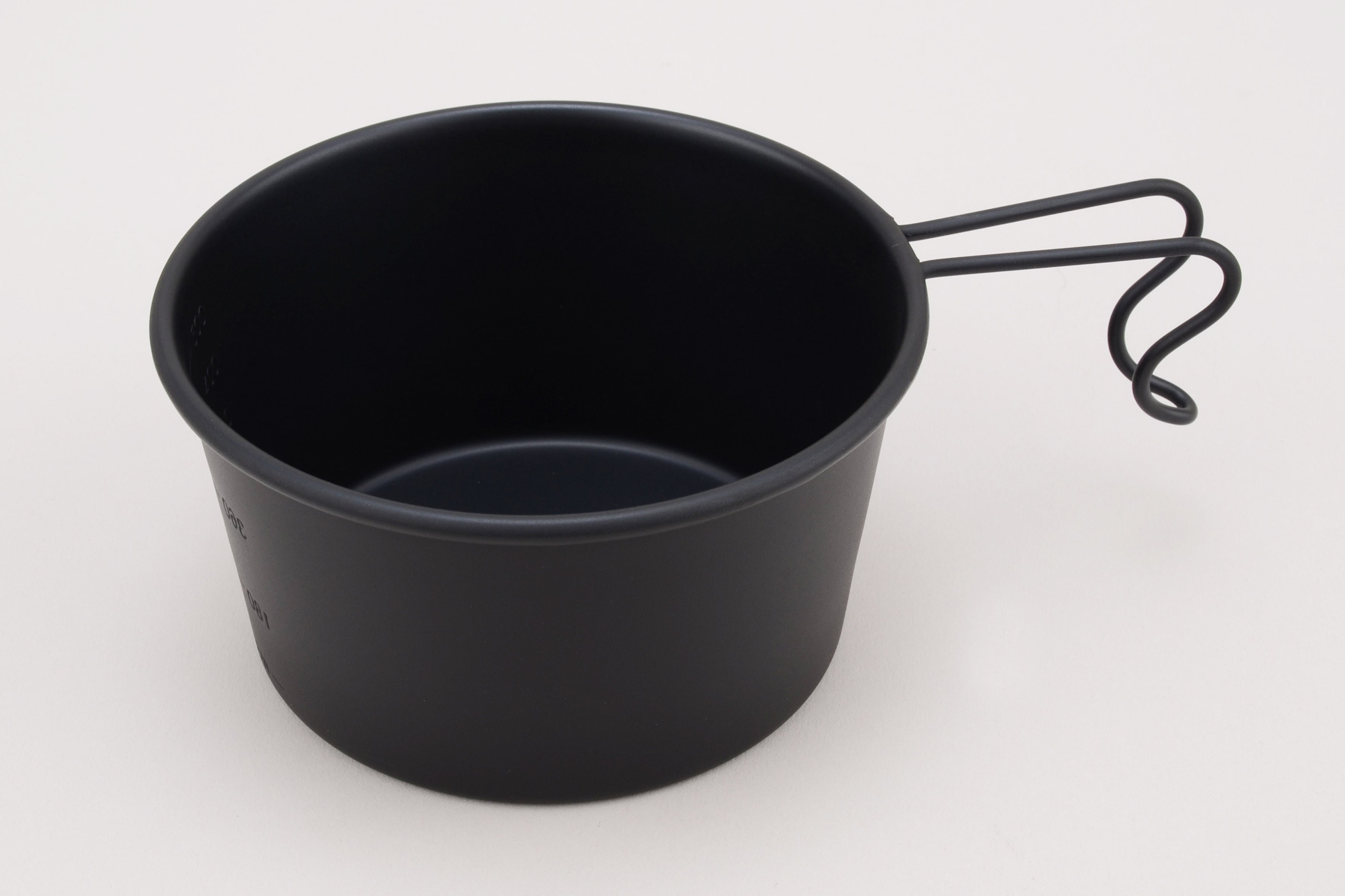 ブラック深型シェラカップ600ｍｌ目盛付 4個セット　PY-SIE031　【日本製燕三条】