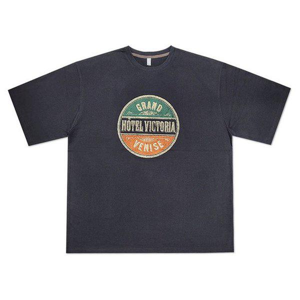 男女共用オーバーフィット ビクトリア半袖Tシャツ OF-TSH-Q006-ブラック