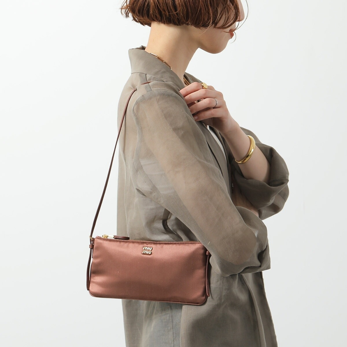 MIUMIU ミュウミュウ ポーチ 5NI007 049 レディース ハンドバッグ サテン ミニポーチ ポシェット メタルロゴ 鞄 F0324/CACAO