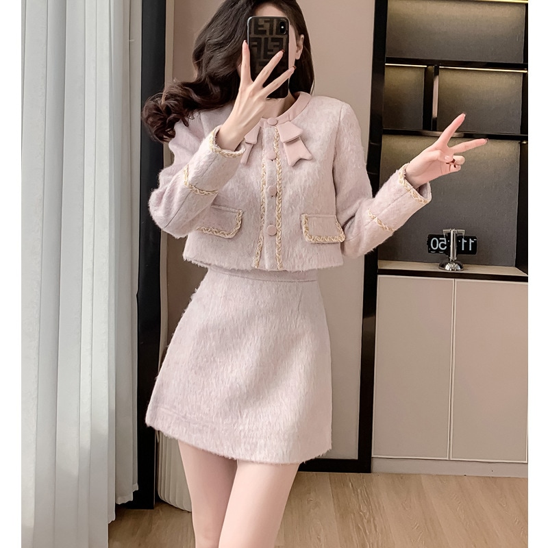 ファッションピンク秋冬気質百合蝶ネクタイセット2024年秋冬優しい風名媛小衆二点セット