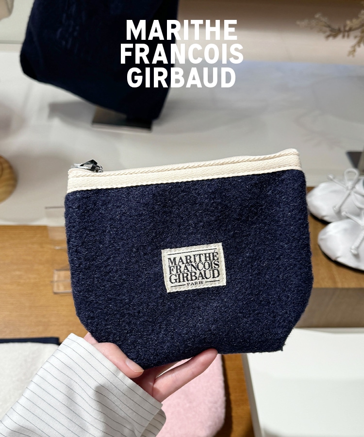 新品タグ付　ジルボー　デニムポーチ　韓国 正規品 新品タグ付♡ジルボーのデニムポーチ♡韓国 正規品 GIRBAUD スクエア