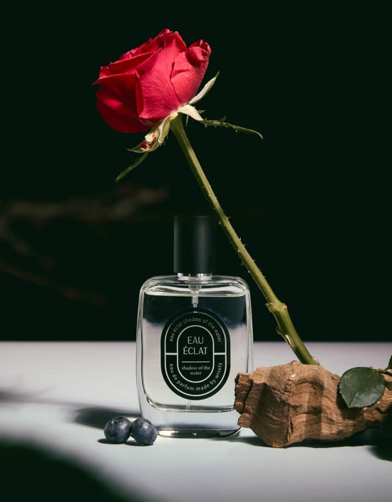 シャドウ オブ ザ ウォーター オードパルファム50ml