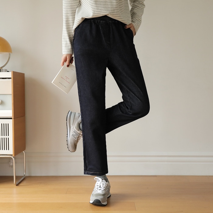 [韓国ファッション] 裏起毛 ウエストゴム ストレッチテーパードデニムパンツ