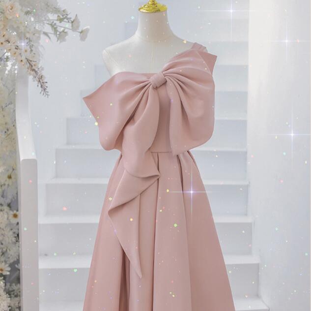 パーティードレス　ワンショルダー　ピンク　姫系　大きいリボン　結婚式　二次会　マキシ丈　着瘦せ　演出