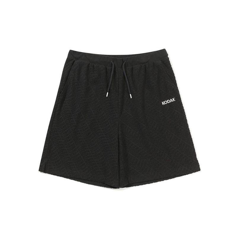 [公式] レタリング テリー 4部丈ハーフパンツ BLACK