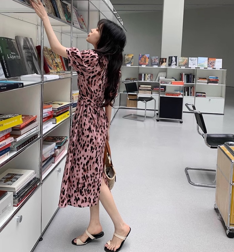 ワンピース デート モテアイテム フレアワンピース ヒョウ柄 アニマル パフスリーブ 大人可愛い きれいめ 上品 おしゃれ かっこいい 大人可愛い ラブリー キュート ガーリー クール モード系