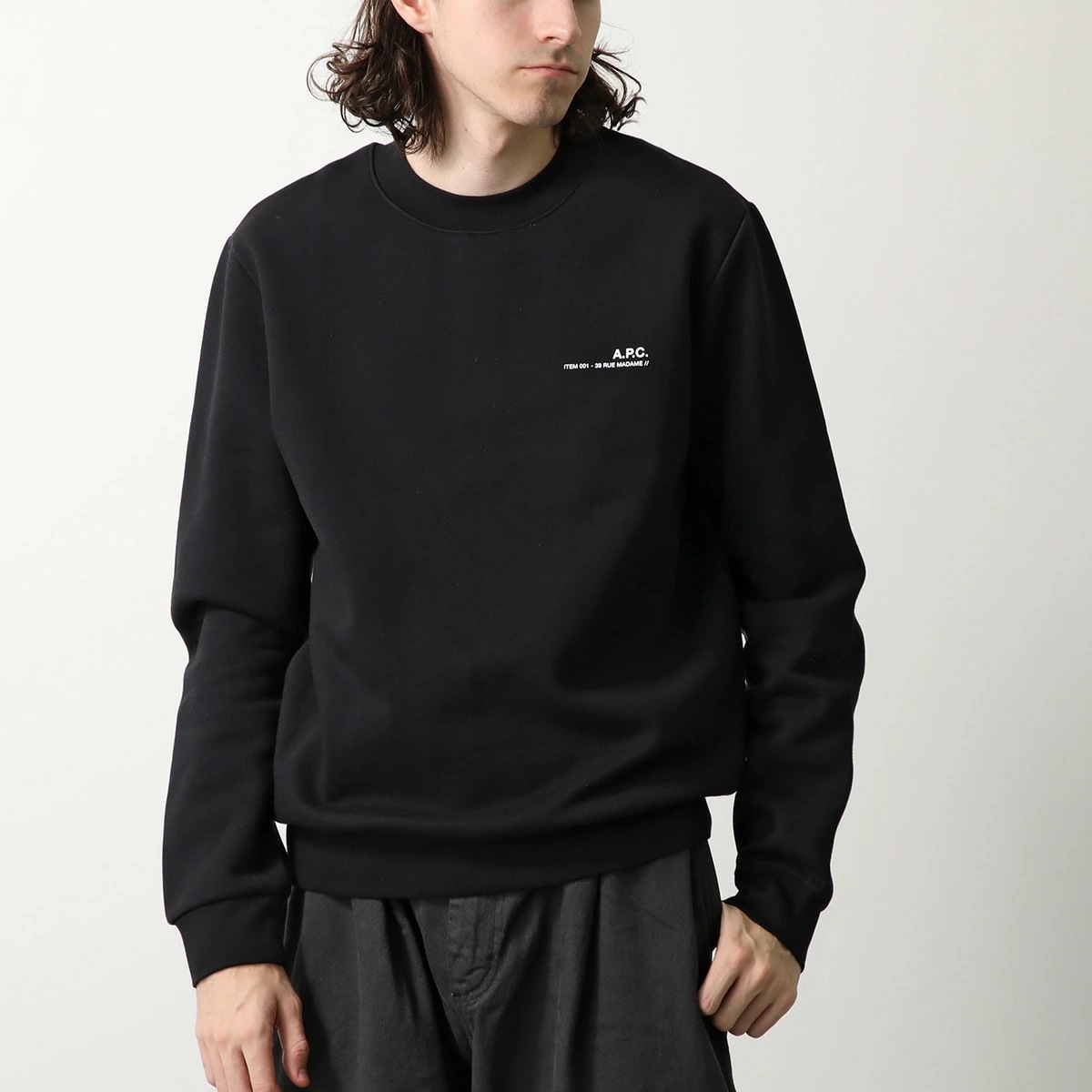 APC A.P.C. アーペーセー トレーナー COHBP M27927 メンズ スウェット 裏起毛 クルーネック ロゴ TZC/NOIR-BLANC