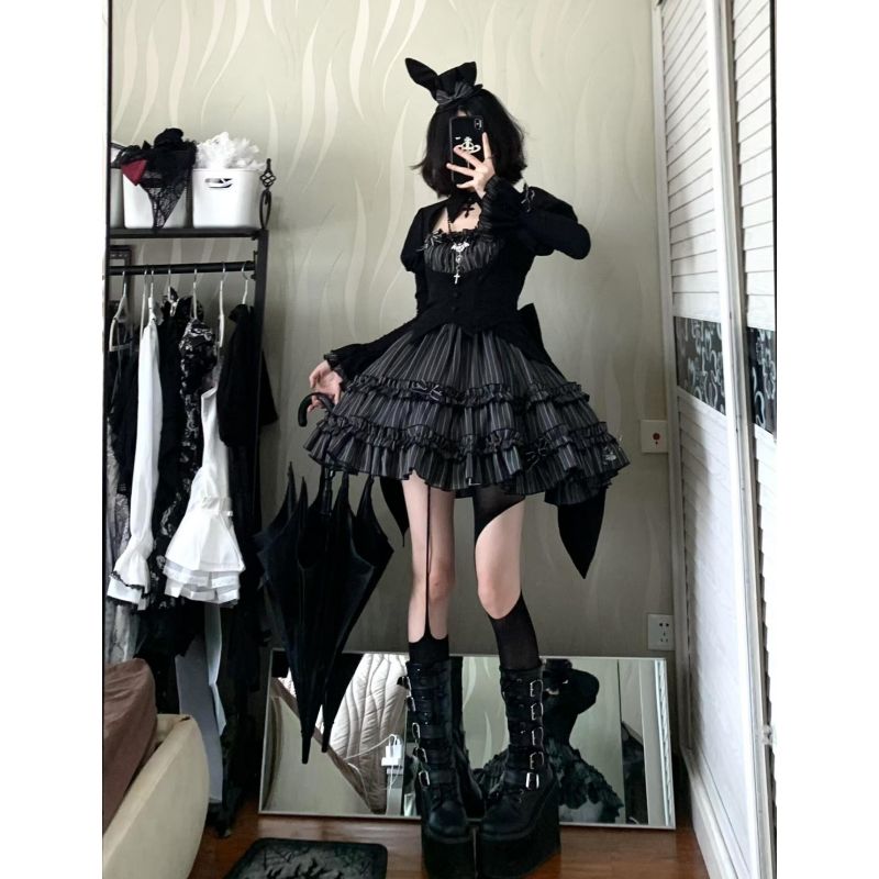 【急速出荷!】ダークスタイルハロウィーンロリータフェイクツーピーストップストライプスカートセットコスプレ
