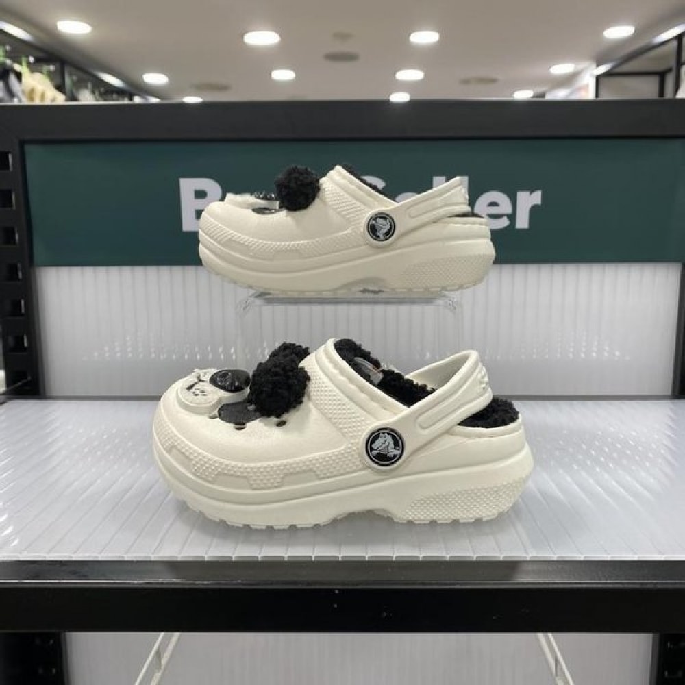 クロックスアイアムパンダベアクロッグ 210395-0WX チョーク 8,585円