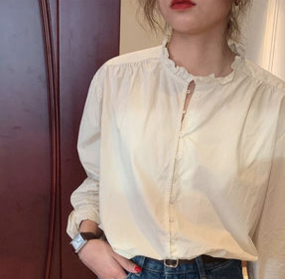 トップス デート シャツ ブラウス カットソー 袖あり 長袖 かわいい 大人可愛い きれいめ シンプル カジュアル 大人 上品 おしゃれ お洒落 主役級 存在感 春 秋 10代 20代 30代