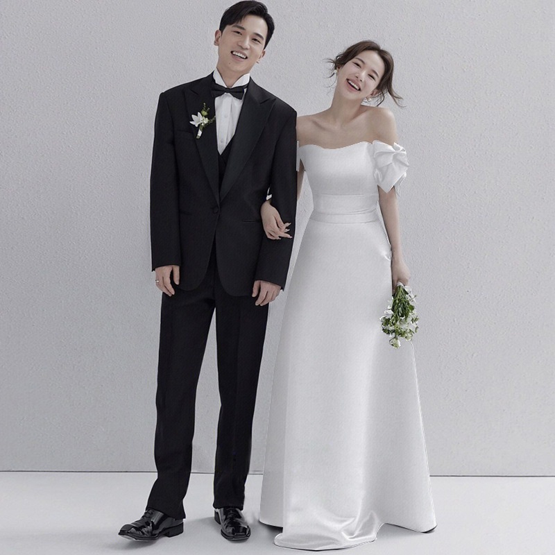 2025夏 ウェディングドレス ブラック/ホワイト 結婚式パーティードレス 花嫁 ワンピース 二次会 ロングドレス レディース